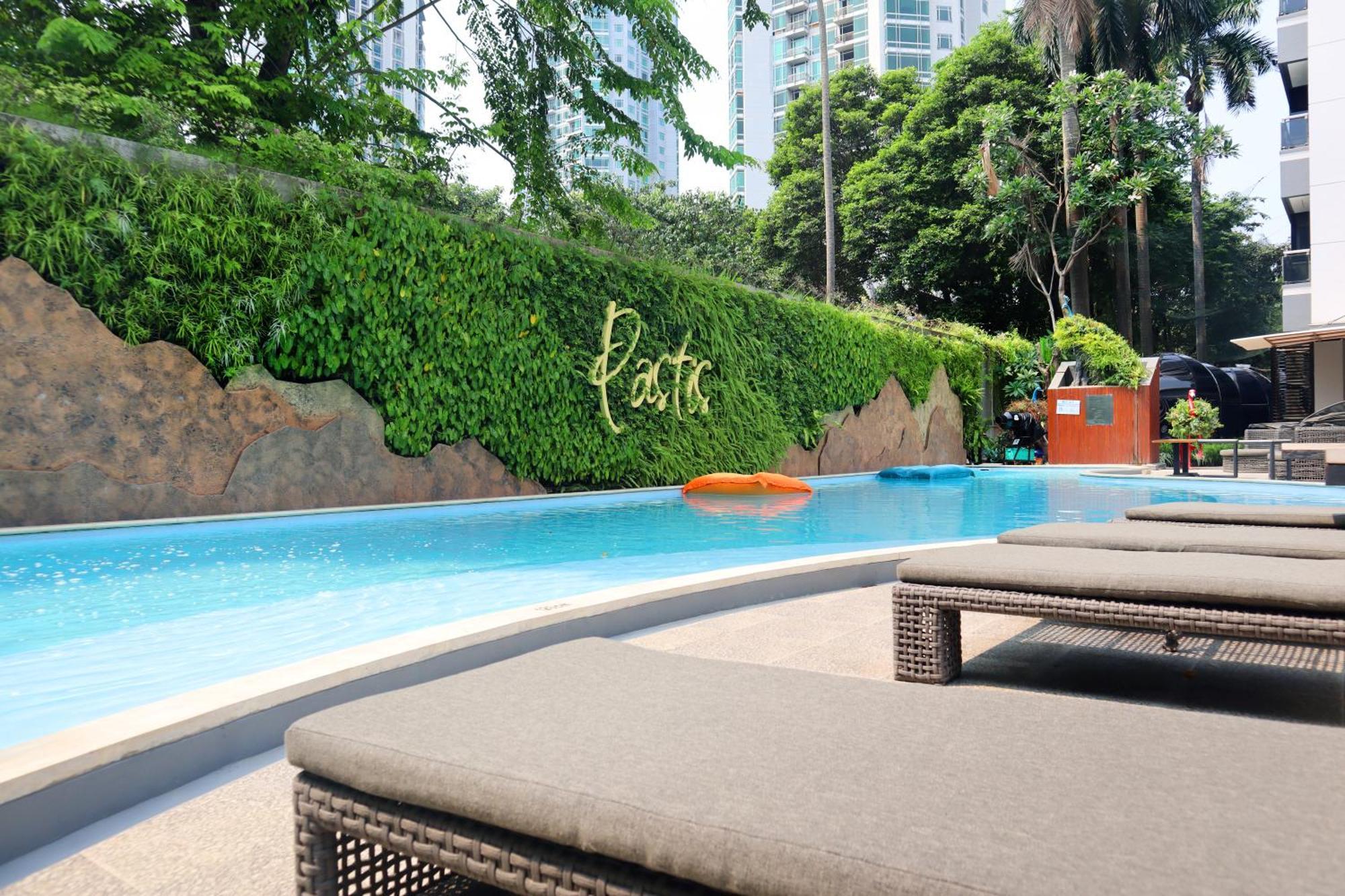 Oakwood Suites Kuningan Jakarta Exterior photo
